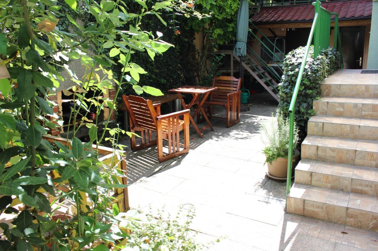 West Capital - Free Private Parking Apartment Zagreb Exterior photo